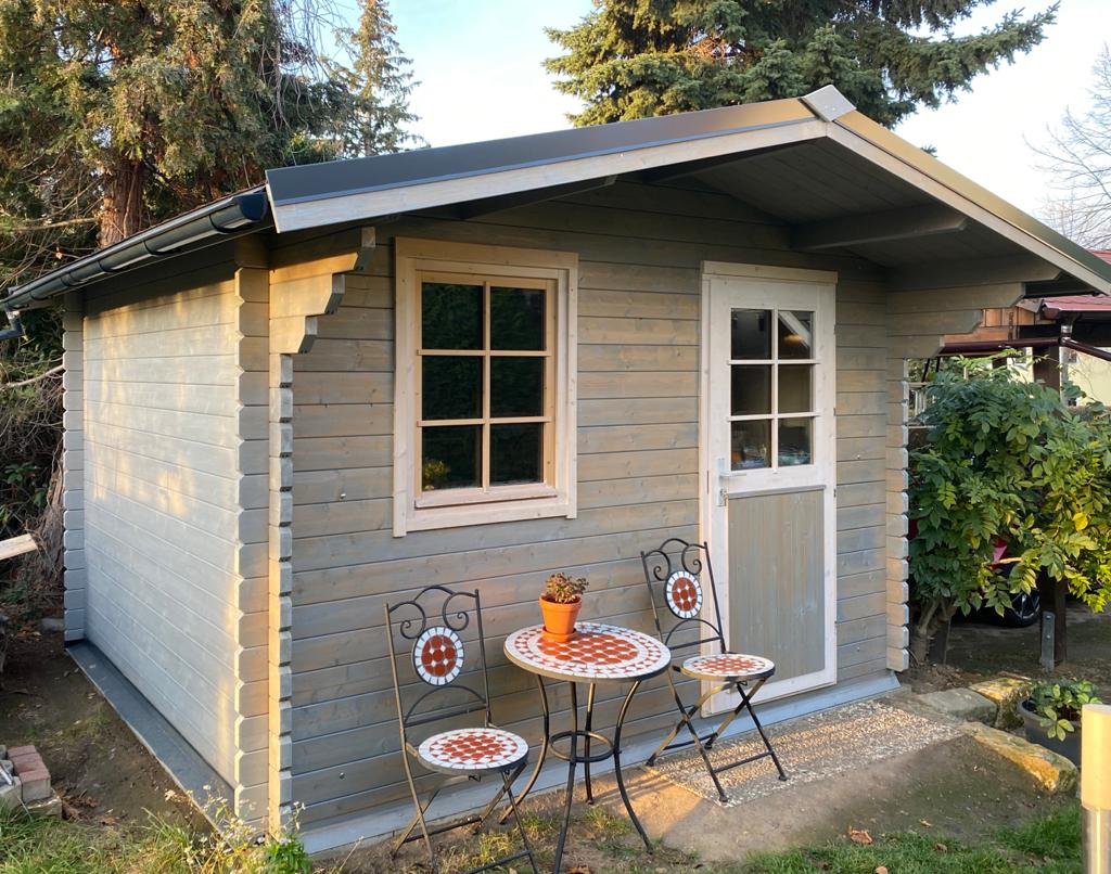 Fernwood 1.6 in (40 mm) Wooden Bunkie Kit - 107 sq. ft. (9.9 m2)
