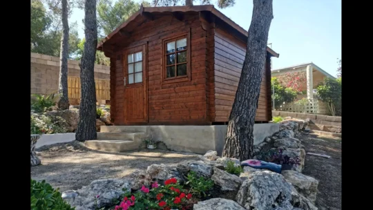Sprucefield 1.1 in (28 mm) Wooden Bunkie Kit - 107 sq. ft. (9.9 m2)